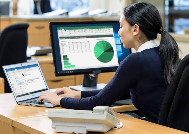 50 Power BI KPIs by Department: Free KPI Cheat Sheet
